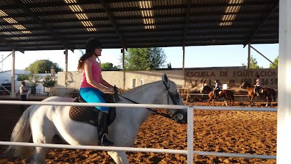Escuela De Equitación Hípica Alisla en Sanlúcar la Mayor