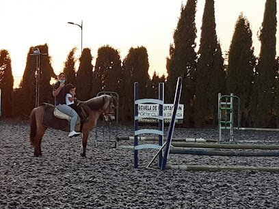 Escuela de Equitacion Ponyclub Granada en Granada